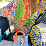 Alice | Camicia Unica Colorata con Look Tropicale