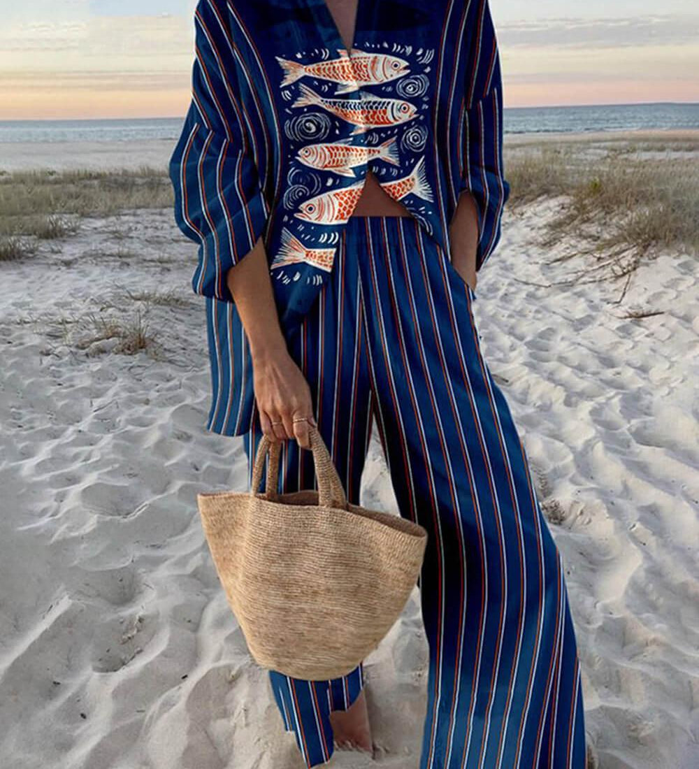 Vittoria | Completo Camicia Oversize con Stampa Oceano in Stile Insulare e Pantaloni con Tasche Elastiche