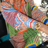 Alice | Camicia Unica Colorata con Look Tropicale
