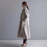 GRACE | Cappotto elegante con cintura strutturata