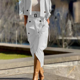 Elegante completo di due pezzi con giacca e gonna