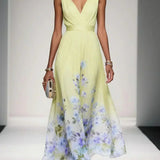 Rosa | Abito Maxi in Chiffon con Fiori Blu Chiaro e Scollatura a V