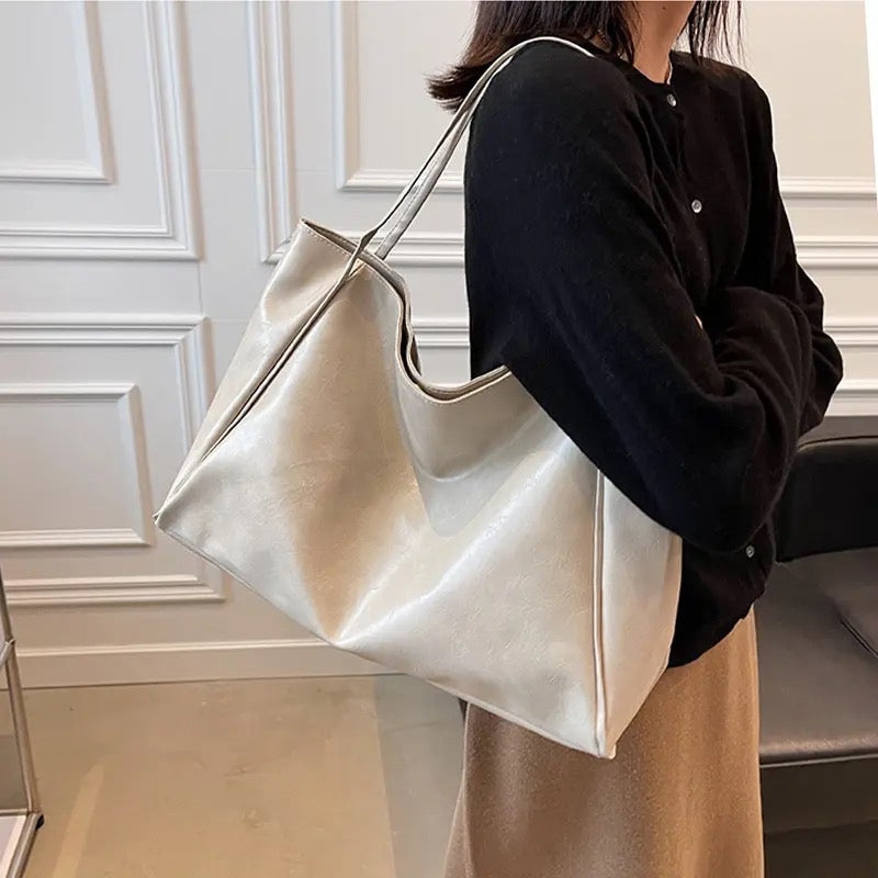 Giulia | Borsa in Pelle Brillante