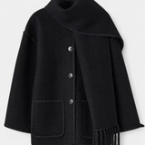 Pauline | Cappotto a Taglio Largo con Sciarpa a Frange Integrata